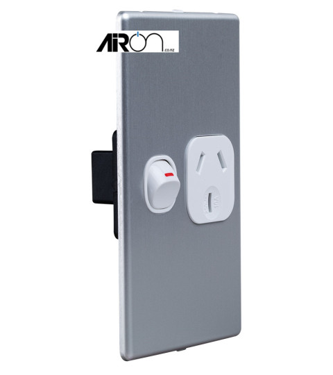 Slimline Single Powerpoint Vertical Cover - Aluminium